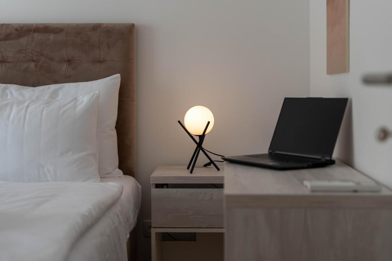 Dalmatia Apartment Znjan スプリト エクステリア 写真